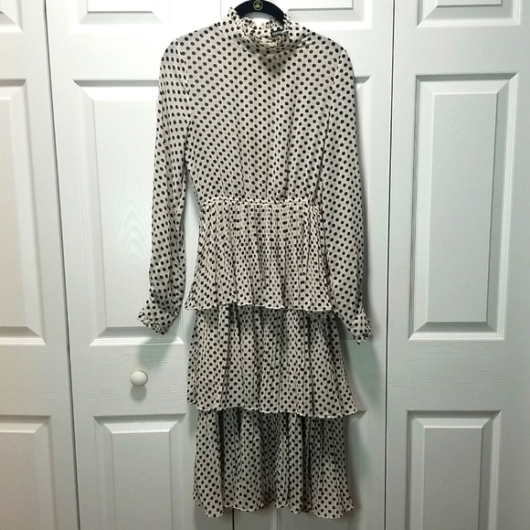 Boohoo Polka Dot Chiffon 3 Tiered Midi Dress Size 4 - Picture 4 of 11